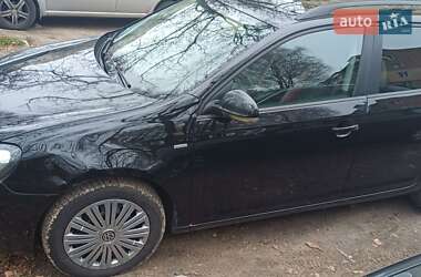 Універсал Volkswagen Golf 2012 в Броварах