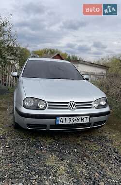 Хэтчбек Volkswagen Golf 2000 в Тальном
