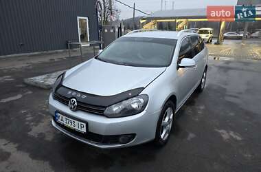 Универсал Volkswagen Golf 2010 в Полтаве