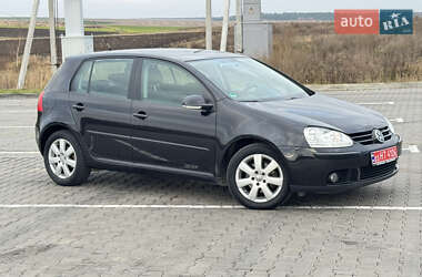 Хэтчбек Volkswagen Golf 2007 в Горохове