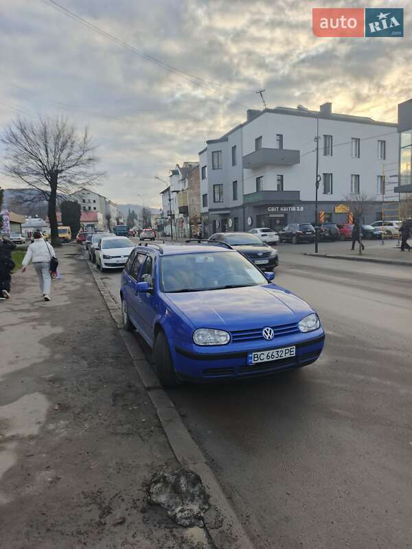 Универсал Volkswagen Golf 2001 в Трускавце