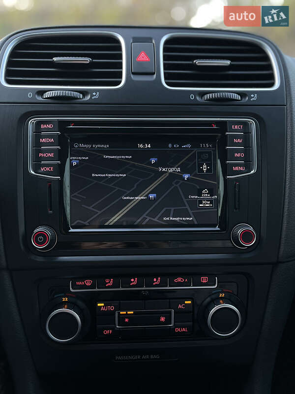 Хетчбек Volkswagen Golf 2009 в Ужгороді