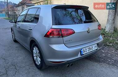 Хэтчбек Volkswagen Golf 2012 в Мукачево