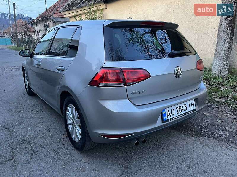 Volkswagen Golf 2012