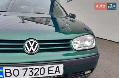 Хетчбек Volkswagen Golf 1998 в Кременці