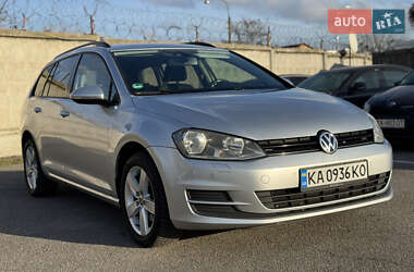 Універсал Volkswagen Golf 2013 в Києві