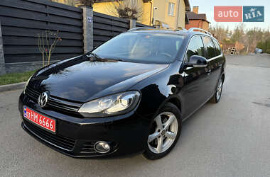 Універсал Volkswagen Golf 2011 в Києві