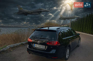 Універсал Volkswagen Golf 2015 в Києві