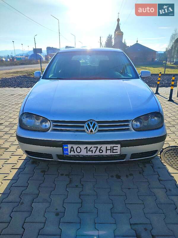 Volkswagen Golf 1998