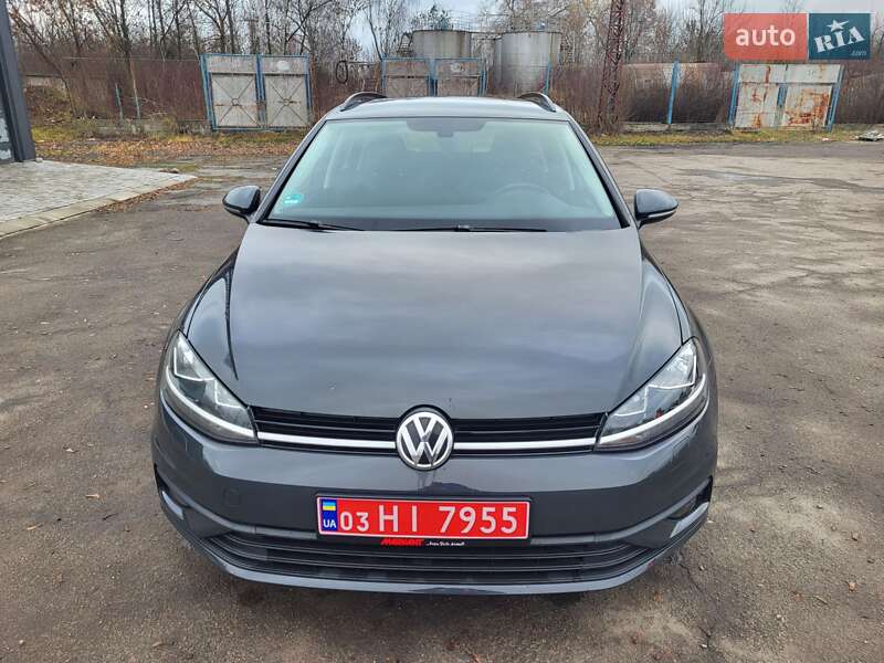 Универсал Volkswagen Golf 2018 в Нововолынске