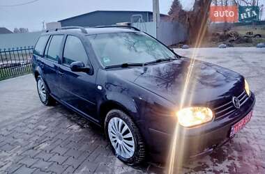 Універсал Volkswagen Golf 2001 в Тернополі