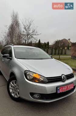 Универсал Volkswagen Golf 2013 в Ровно