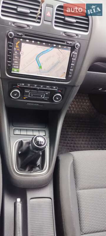 Хетчбек Volkswagen Golf 2012 в Мукачевому