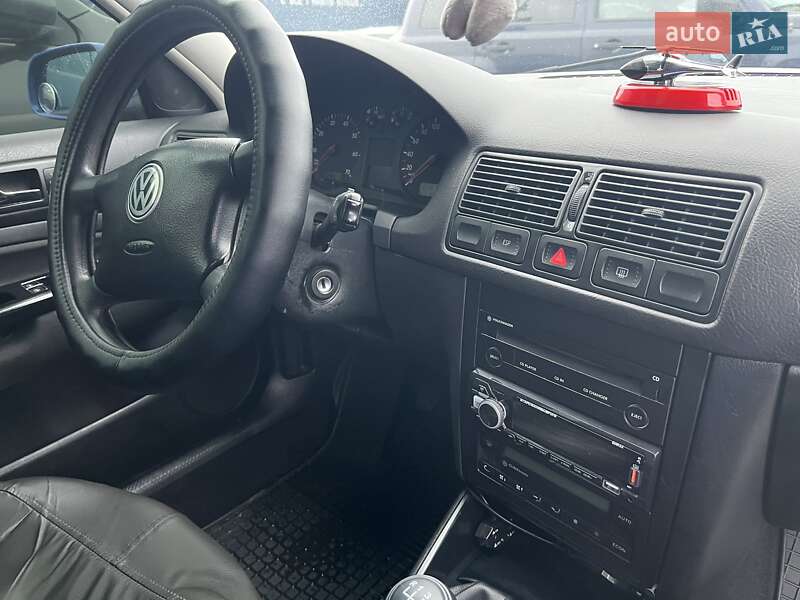 Хетчбек Volkswagen Golf 2001 в Києві фото 11 Хетчбек Volkswagen Golf 2001 в Києві