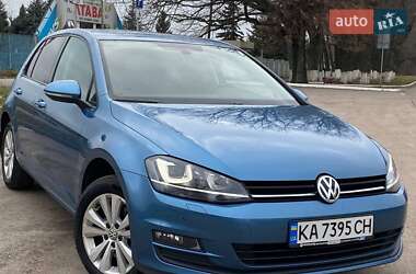 Хэтчбек Volkswagen Golf 2016 в Полтаве