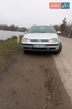 Універсал Volkswagen Golf 2002 в Вінниці