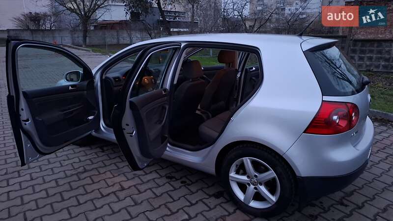 Хэтчбек Volkswagen Golf 2008 в Подольске фото 3 Хэтчбек Volkswagen Golf 2008 в Подольске