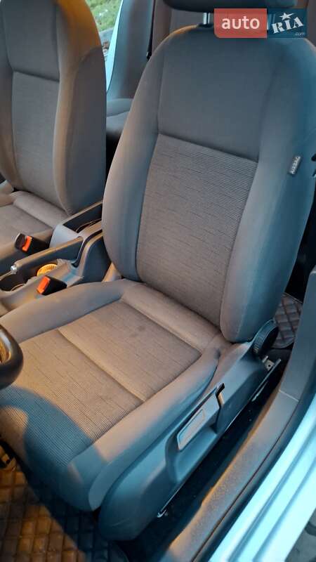 Хэтчбек Volkswagen Golf 2008 в Подольске фото 27 Хэтчбек Volkswagen Golf 2008 в Подольске