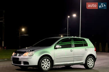 Хэтчбек Volkswagen Golf 2008 в Житомире