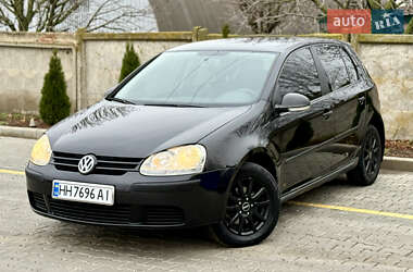 Хэтчбек Volkswagen Golf 2006 в Одессе