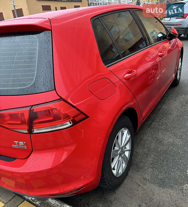 Хетчбек Volkswagen Golf 2013 в Києві