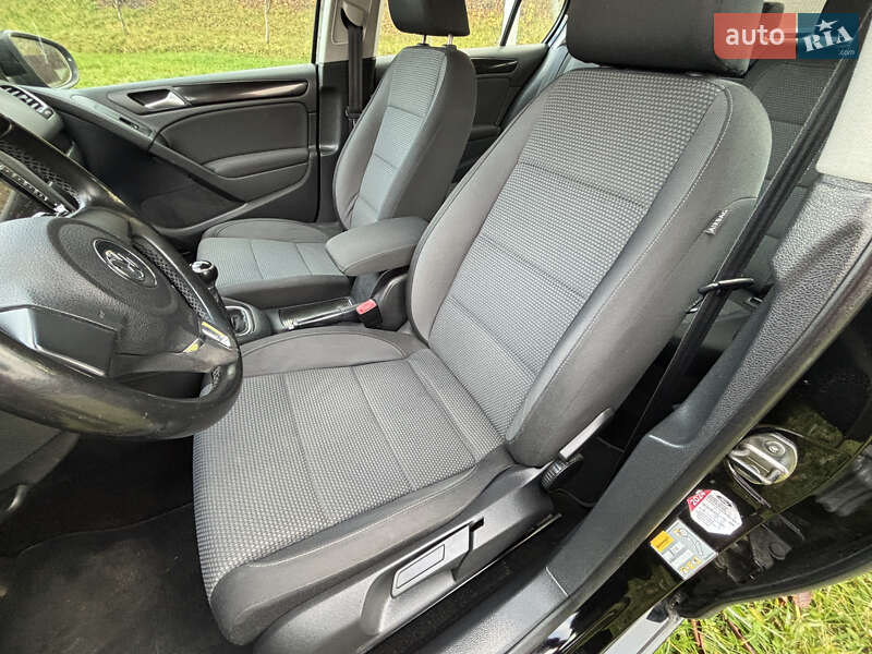 Хетчбек Volkswagen Golf 2009 в Надвірній фото 19 Хетчбек Volkswagen Golf 2009 в Надвірній