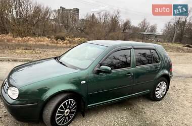 Хетчбек Volkswagen Golf 2000 в Малині