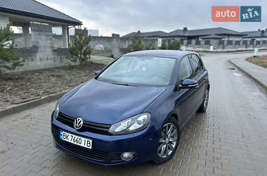 Хетчбек Volkswagen Golf 2009 в Рівному