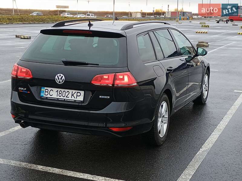 Універсал Volkswagen Golf 2013 в Львові