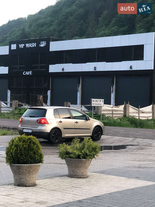 Volkswagen Golf 2004 Volkswagen Golf 2004