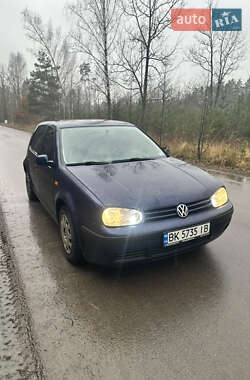 Хэтчбек Volkswagen Golf 1999 в Томашгороде