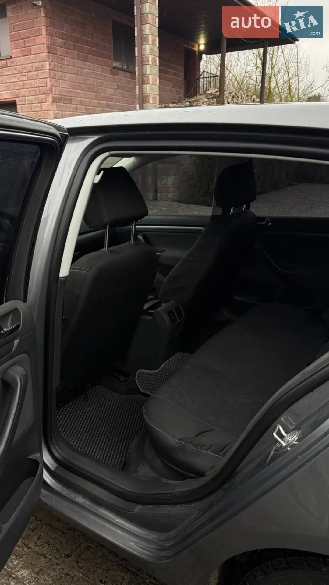 Volkswagen Golf 2005 VIN WVWZZZ1KZ5W201371 фото оголошення 8 з 11