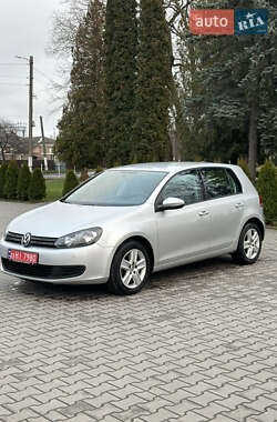 Хетчбек Volkswagen Golf 2010 в Луцьку