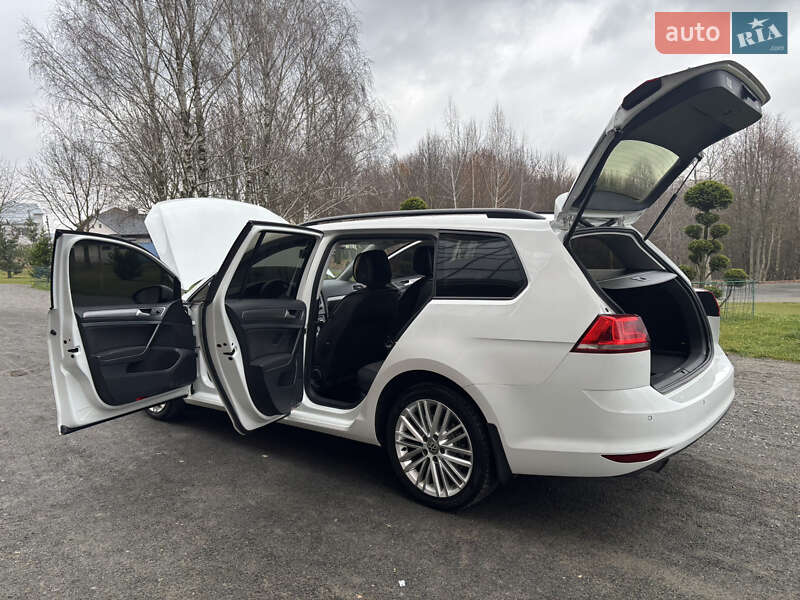 Универсал Volkswagen Golf 2014 в Хмельницком