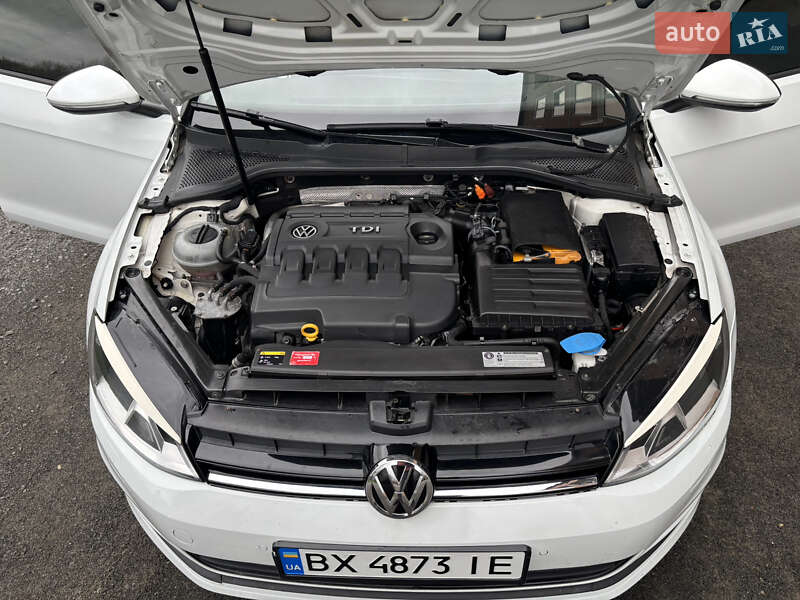 Универсал Volkswagen Golf 2014 в Хмельницком