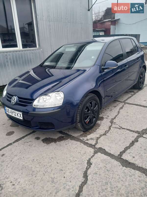 Volkswagen Golf 2004