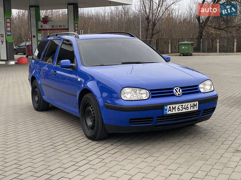 Volkswagen Golf 2002