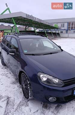 Універсал Volkswagen Golf 2012 в Чернігові