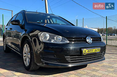Универсал Volkswagen Golf 2016 в Стрые