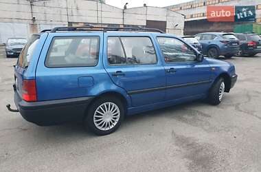 Универсал Volkswagen Golf 1997 в Киеве