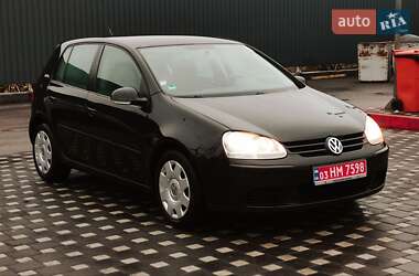 Хэтчбек Volkswagen Golf 2006 в Полтаве