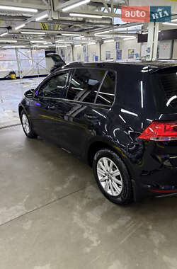 Хетчбек Volkswagen Golf 2013 в Чернівцях