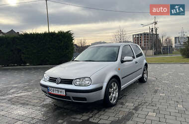 Хэтчбек Volkswagen Golf 1999 в Ужгороде