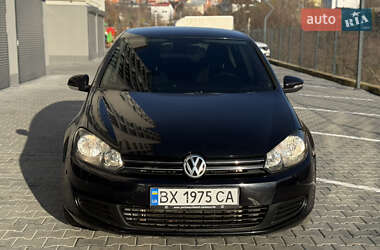 Хэтчбек Volkswagen Golf 2010 в Хмельницком