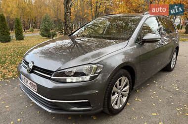 Универсал Volkswagen Golf 2018 в Хмельницком