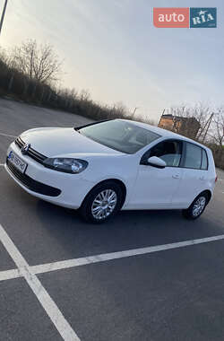 Хэтчбек Volkswagen Golf 2010 в Виннице