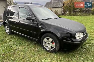 Хэтчбек Volkswagen Golf 1998 в Перечине