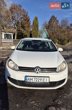 Универсал Volkswagen Golf 2012 в Киеве