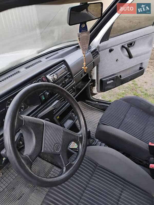 Хетчбек Volkswagen Golf 1987 в Вилку