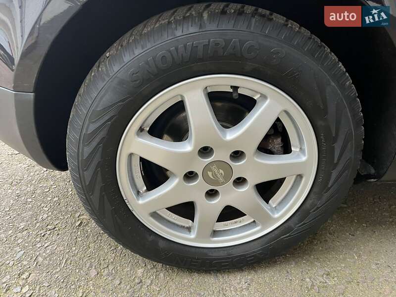 Хетчбек Volkswagen Golf 2006 в Рівному